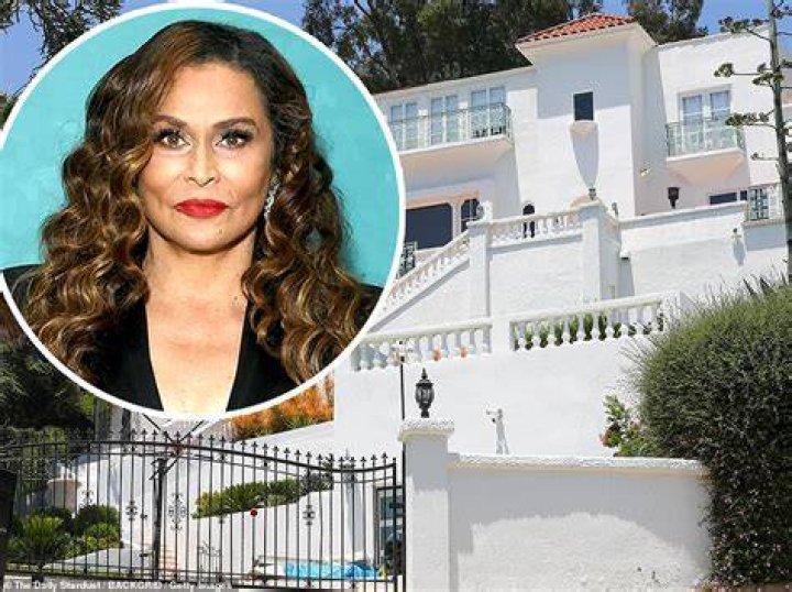 Beyoncé's Mom Tina Knowles' Los Angeles Home Robbed of $1 Million in Cash and Jewelry