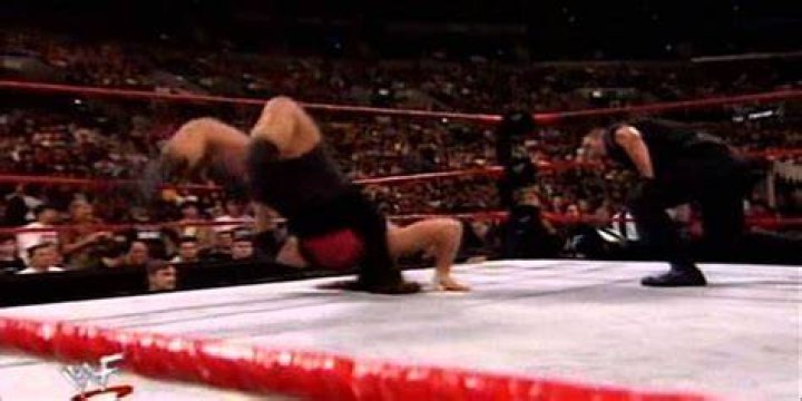 Big Show Nip Up