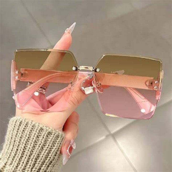 Black, Eyewear, Clothing, Street fashion, Fashion, Sunglasses, Outerwear, Blazer, Little black dress, Glasses, 