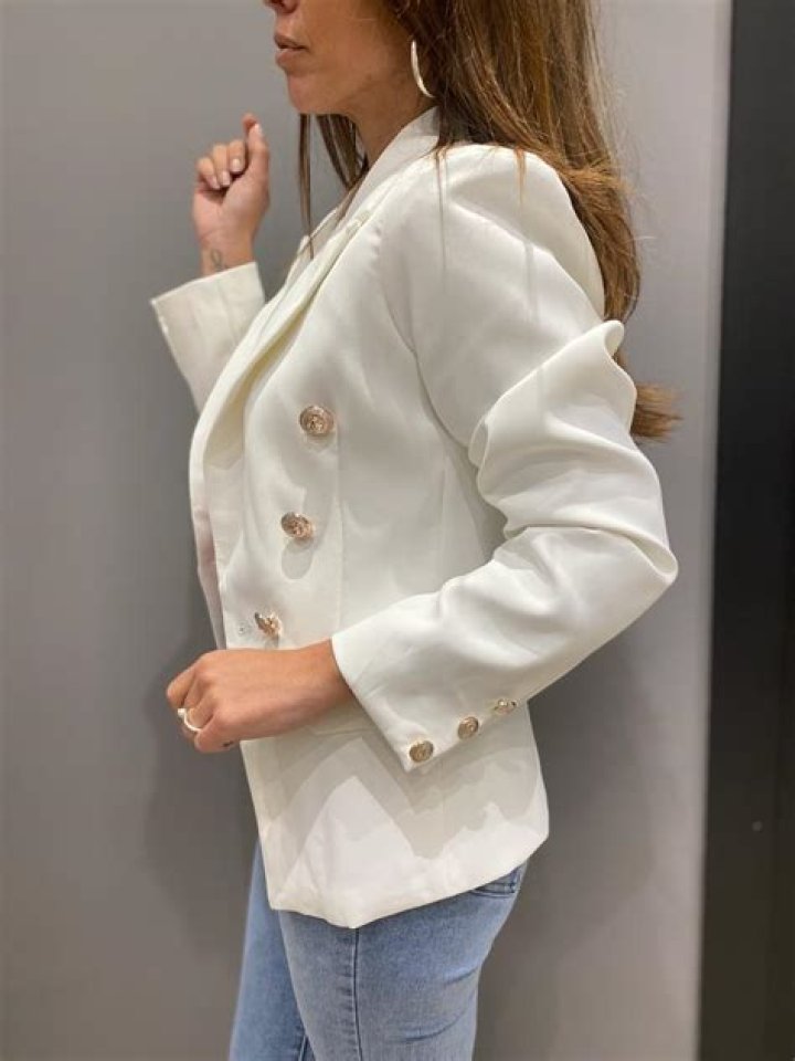 blazer Gamela con botones