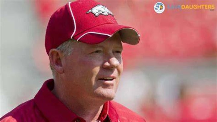 Bobby Petrino Net Worth, Who Is Becky Petrino? Wife, Family