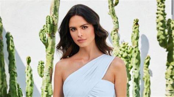 Bojana Krsmanovic: Model, Agency, Age, Name Meaning, Pronunciation, Height, Sister, Instagram, Net Worth, Wiki
