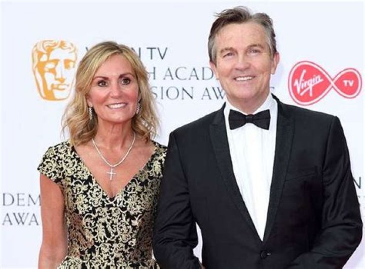 Bradley John Walsh height