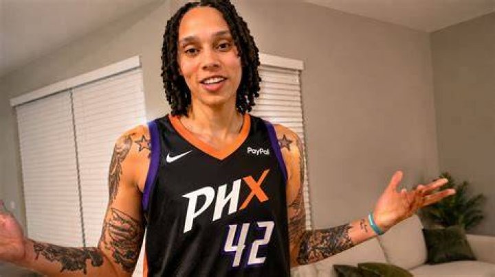 Brittney Griner's net worth, wife, age, salary, height, career stats, Russia