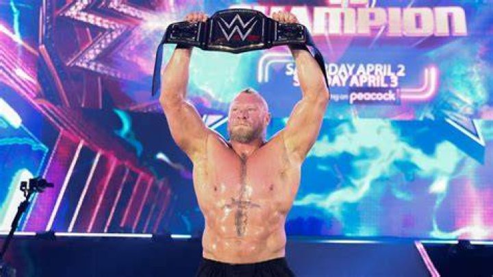 Brock Lesnar Wins The 2022 WWE Royal Rumble