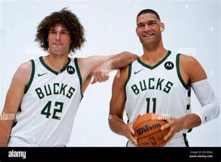 Brook Lopez Twin Brother: Who is Robin Lopez?