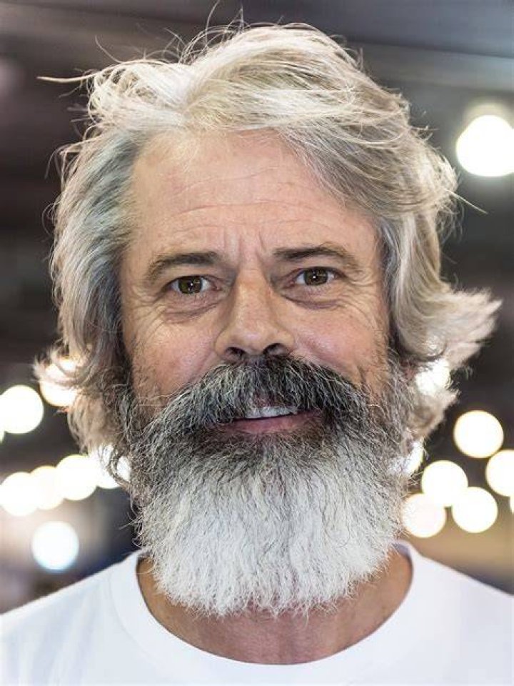 C Thomas Howell age
