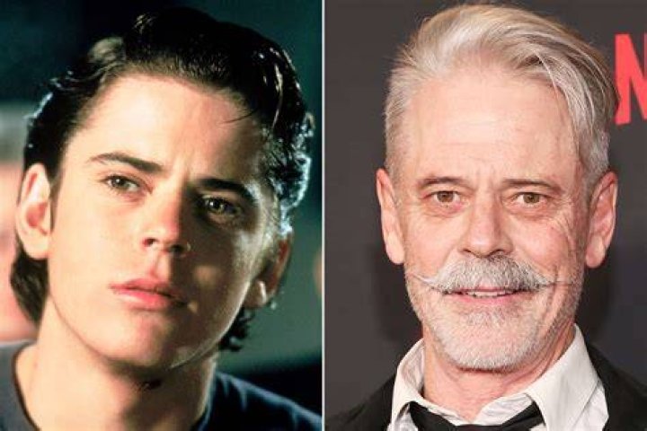C Thomas Howell height