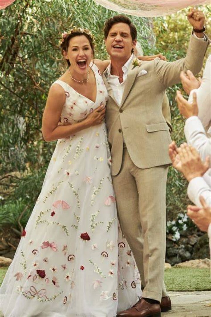 Captivating Jennifer Garner Wedding Pictures: A Journey Through Love And Elegance
