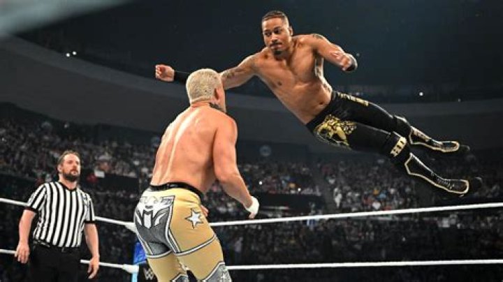 Carmelo Hayes vs. Cody Rhodes