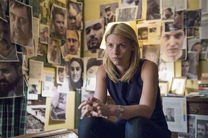 Carrie Mathison looking into a screen on Homeland.