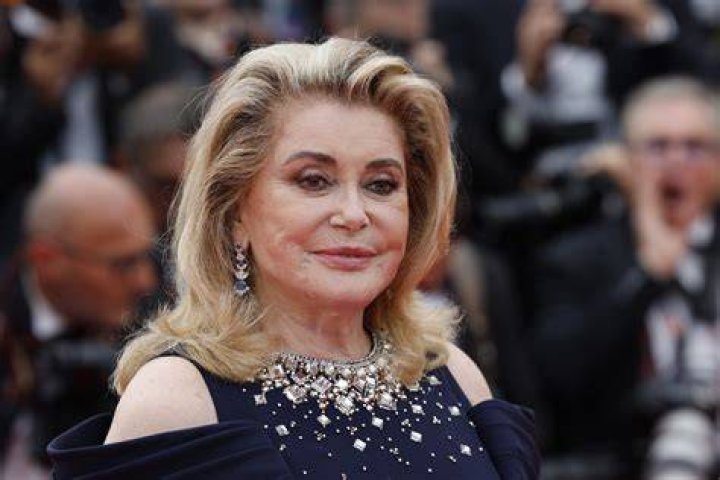 Catherine Deneuve f&ecirc;te ses 80 ans retour en images sur ses plus