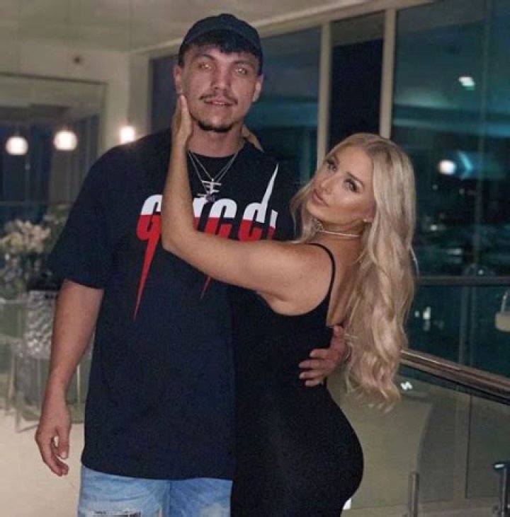 Charlotte Parkes Wiki Sister, Boyfriend, Net Worth & More Social