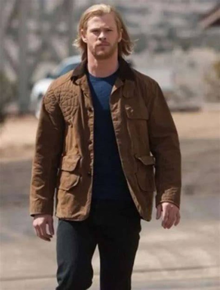 Chris Hemsworth jacket in thor endgame
