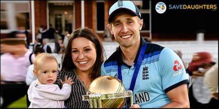 Chris Woakes Wife, Hairstyle, Wiki, Net Worth, Children, Parents