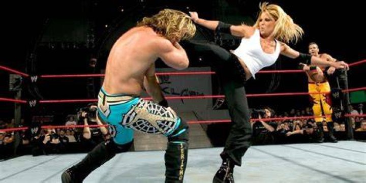 Christian Vs Trish Stratus