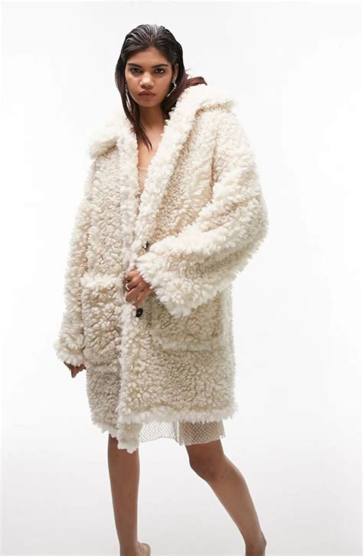  Chunky Faux Shearling Coat