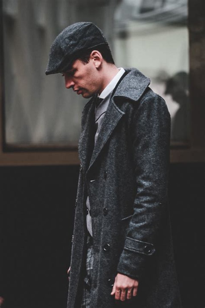 Clothing, Fashion, Outerwear, Overcoat, Coat, Trench coat, Fashion design, Costume design, Pattern, Beige, Clothing, Fashion, Outerwear, Overcoat, Coat, Trench coat, Fashion design, Costume design, Pattern, Beige,