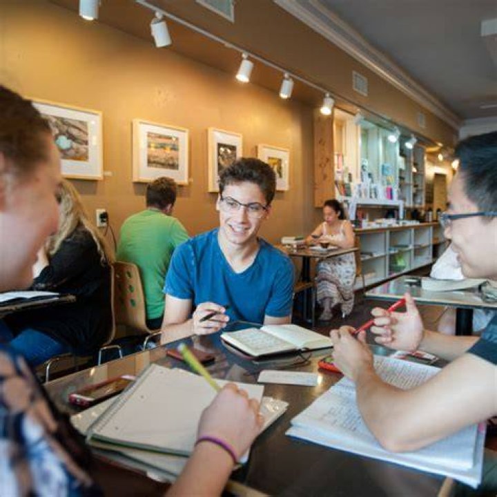 Core Courses Iowa Young Writers' Studio Magid Center for Writing