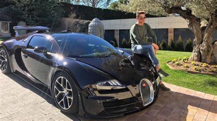 cristiano ronaldo, bugatti veyron, supercar, football, soccer