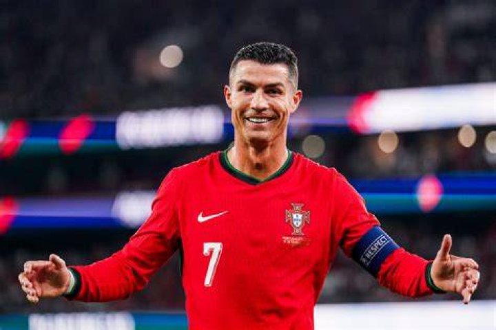 Cristiano Ronaldo postpones retirement plans to compete at 2026 World Cup