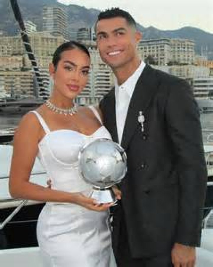 Cristiano Ronaldo?s Girlfriend Impresses Her Fitness Trainer With Utmost
?Discipline, Consistency, and Determination?: ?Proud of You?