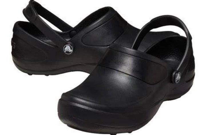crocs mercy clog