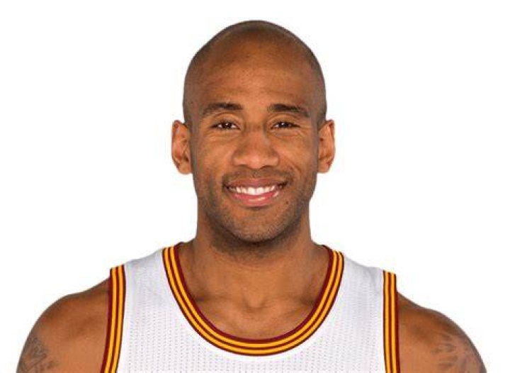 Dahntay Jones age