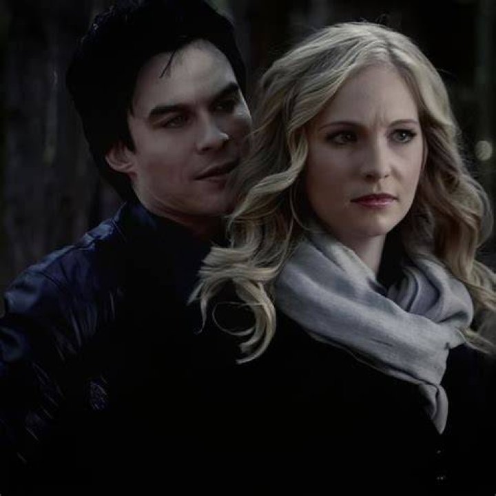 Damon escorting Caroline in the Vampire Diaries episode Family Ties
