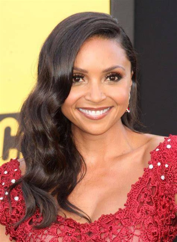 Danielle Nicolet image