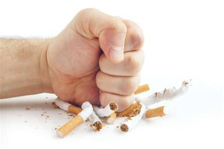 Broken Cigarette dejar de fumar