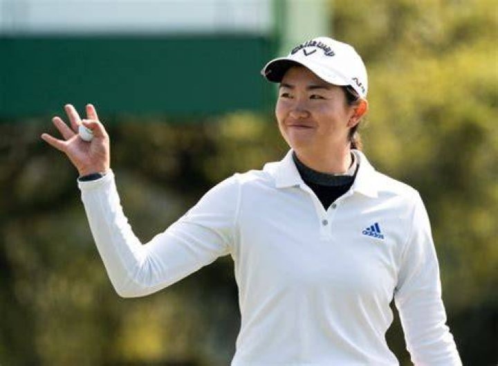 Despite Achieving Her American Patriot Dream, LPGA Prodigy Rose Zhang Makes an
Adorable Fan Confession