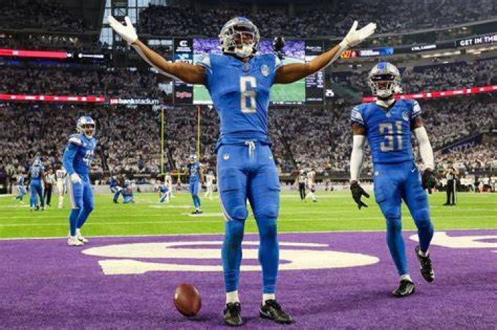 Detroit Lions Created History After Ending 30-Year Drought to Become NFC North
Champions