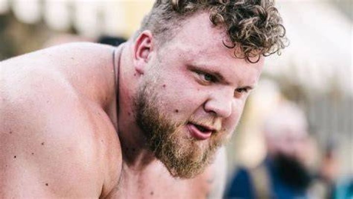 Diagnosed With Autism at 5, World’s Strongest Man, The Albatross, Defines His
Medical Condition as a “Superpower”
