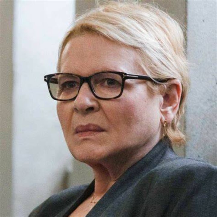 Dianne Wiest as Miriam McLusky in Mayor of Kingstown