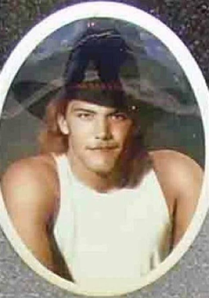 Did Blake Shelton Have A Twin Brother?