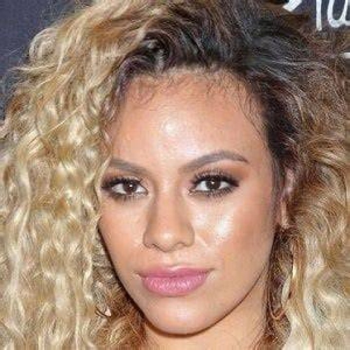 Dinah Jane age