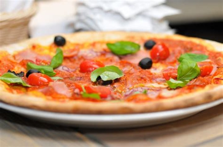 Dish, Food, Cuisine, Sicilian pizza, Pizza cheese, Pizza, Ingredient, Junk food, Take-out food, Pepperoni, Dish, Food, Cuisine, Sicilian pizza, Pizza cheese, Pizza, Ingredient, Junk food, Take-out food, Pepperoni,