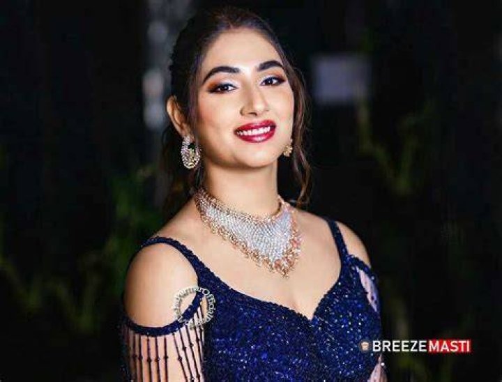 Disha Parmar Image