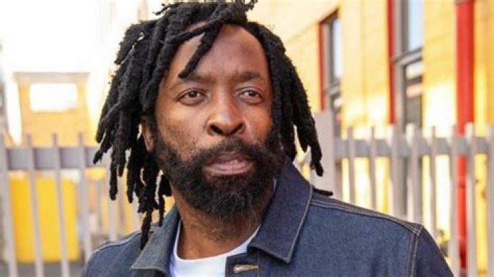DJ Sbu reveals that he was almost sued by Kaizer Chiefs DJ Sbu reveals that he was almost sued by Kaizer Chiefs