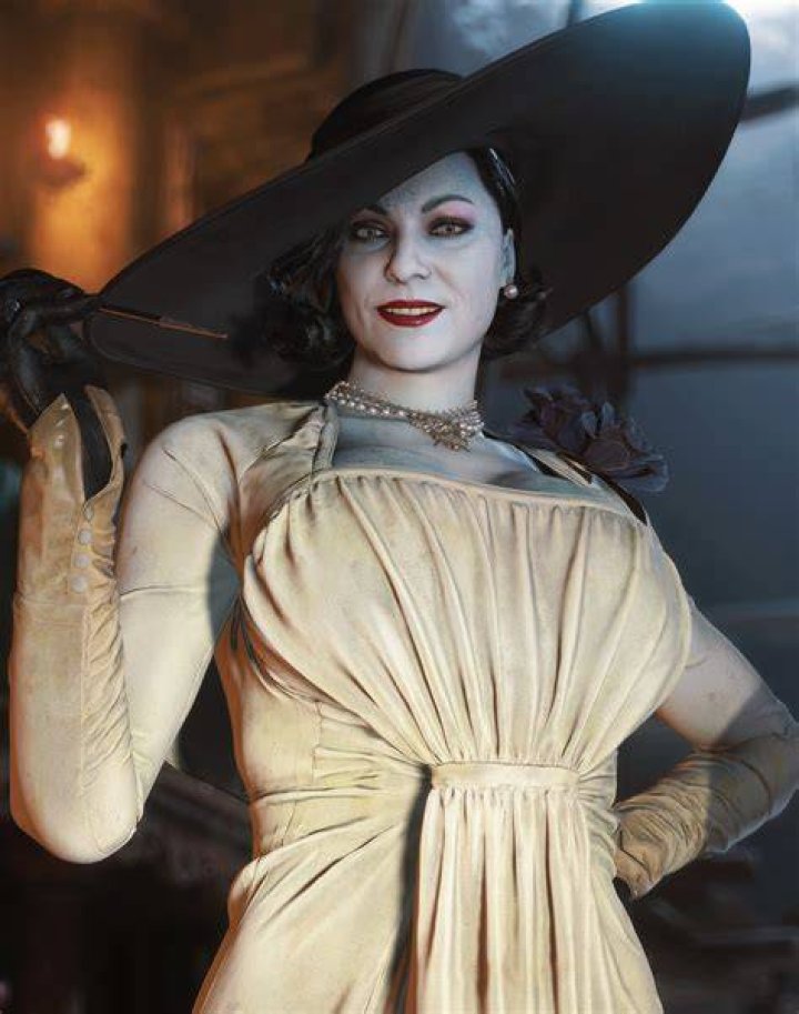Docktercosplay Lady Dimitrescu Resident Evil 8 Village