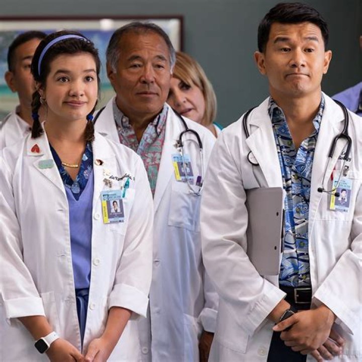 Doctors from Doogie Kamealoha, M.D against a beach