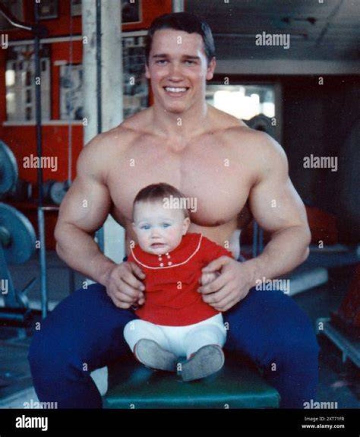 “Dreamt of as a Little Kid”: Arnold Schwarzenegger Once Expressed the Feeling of
Getting ‘Standing Ovations’ for Flexing His Muscles Almost Naked