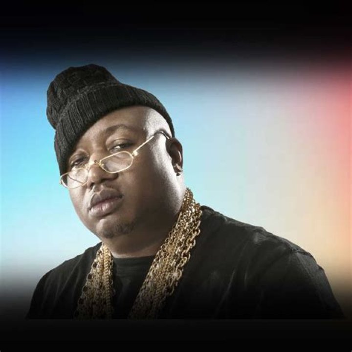 E - Age, Bio, Birthday, Family, Net Worth