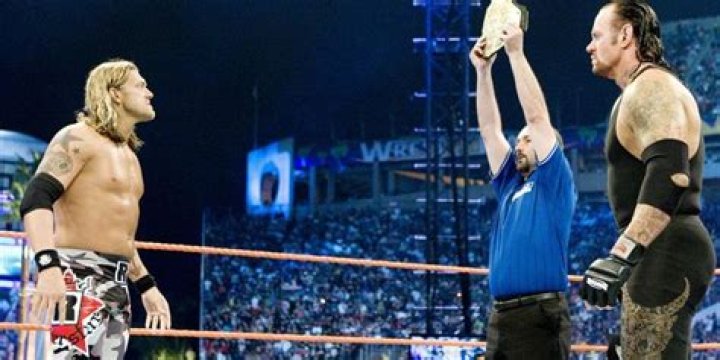 Edge v The Undertaker WrestleMania 24 Cropped