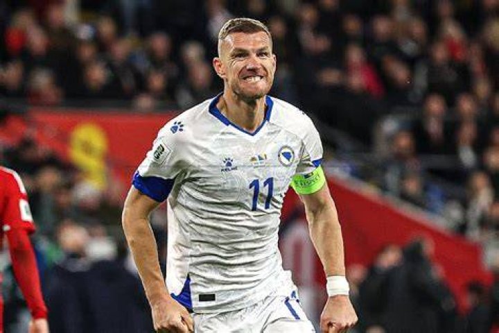 Edin Dzeko's net worth, salary, contract, house, cars, age, stats, latest news