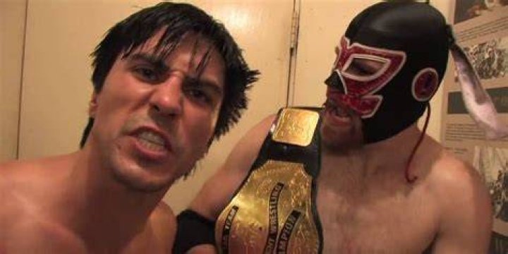 El Generico and Paul London 