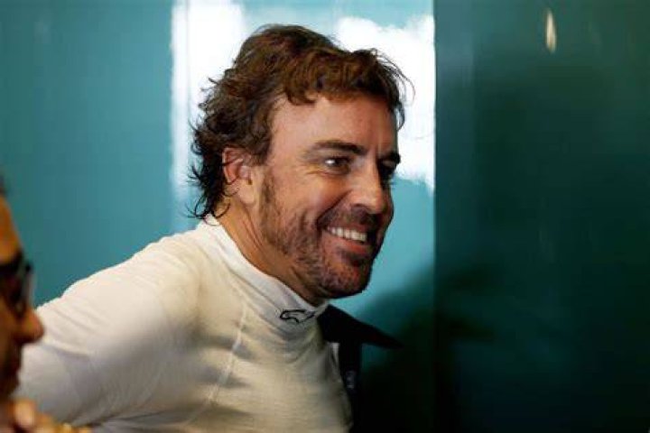 “El Plan” Renamed as Fernando Alonso Moves the Goal Post With Aston Martin:
“They Want to See Me Get..”