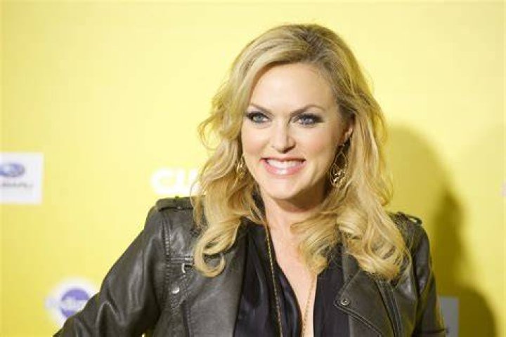 Elaine Hendrix: Uncovering The Multifaceted Star's Hidden Gems