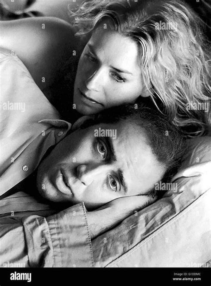Elisabeth Shue Biography, Nicolas Cage , Awards InformationCradle